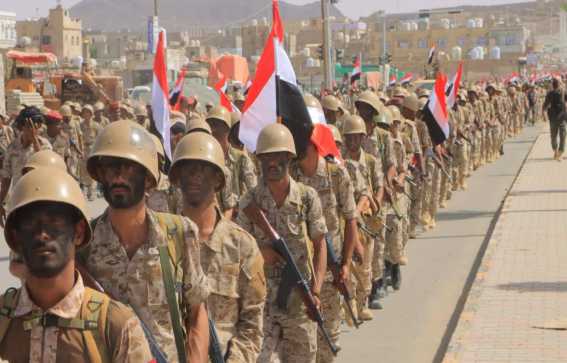 استنفار حكومي في اليمن بعد إعلان الحوثيين حظر الملاحة على السعودية