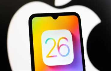 "آبل" تكشف عن iOS 26 بتصميم جديد مدعوم بالذكاء الاصطناعي