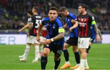 ديربي ميلانو قد يحدد مصير سباق لقب الدوري الإيطالي