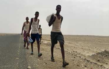 مهاجرو القرن الأفريقي... ضحايا الحوثيين وشبكات التهريب