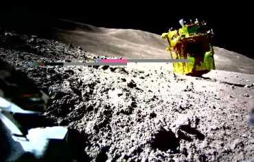 مركبة "SLIM" اليابانية تنقلب أثناء هبوطها على سطح القمر