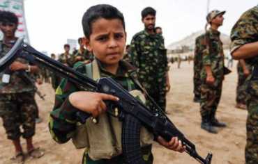 تقارير حقوقية تتهم الحوثيين بتجنيد مزيد من الأطفال