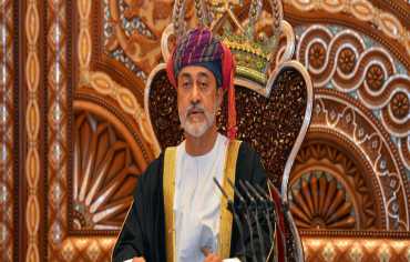 سلطان عُمان يستقبل حاكم الشارقة ويشيد بعمق العلاقات