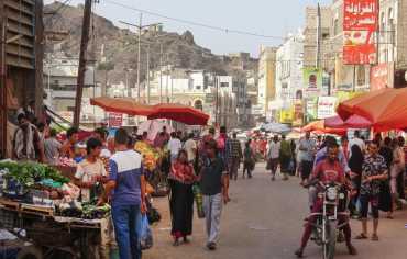 سداد ديون التجار اليمنيين بالريال السعودي