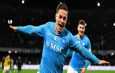 «الدوري الإيطالي»: نابولي يتعثر وإنتر يقترب