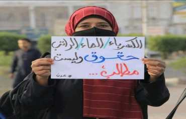 نساء اليمن يشعلن ثورة الخدمات في عدن