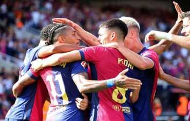 «لا ليغا»: في ليلة التتويج... برشلونة يخسر والريال يهزم 9 لاعبين من إشبيلية