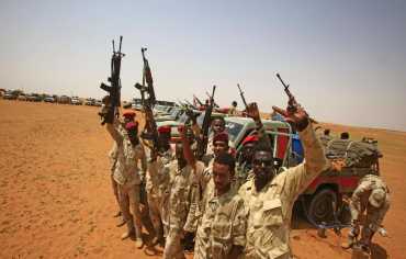 الحرب السودانية... احتدام معارك السيطرة على الصحراء