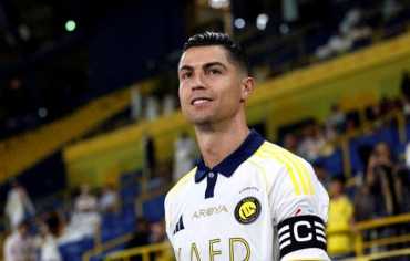 رونالدو يحصد جائزتي لاعب الموسم وأفضل هدف في الدوري السعودي