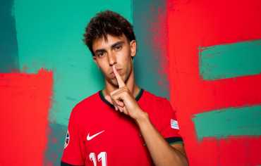 جواو فيليكس "نصراوي" إلى جانب رونالدو.. أولى كلمات نجم البرتغال