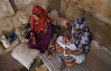 معاناة الفتيات مع الإجهاض في مخيمات تعز