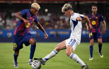 الدوري الإسباني ينطلق بصراع مبكر بين طموح برشلونة ورغبة ريال مدريد في استعادة الهيبة