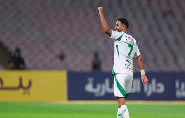 محرز يرصع نفسه بلقب جديد ويواصل إثبات نفسه أبرزَ نجوم الدوري السعودي