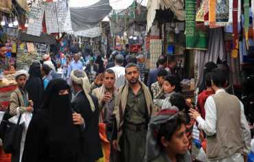 معاناة اليمن تتعاظم... القدرة الشرائية تنهار وشركات يترصّدها الإفلاس