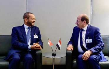 مباحثات يمنية عمانية حول مستجدات الأوضاع وسبل تعزيز التعاون 
