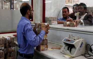 الحكومة اليمنية تعلن عن انفراج أزمة الرواتب
