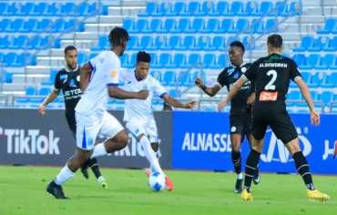 هدف عالمي بـ"الكعب" يضع بصمة خالدة في بطولة دوري أبطال الخليج