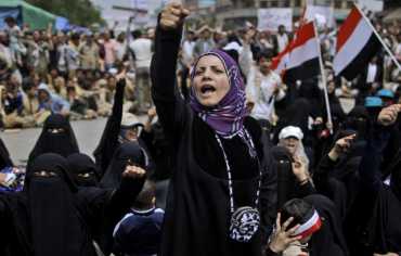 المرأة اليمنية... خارج معادلة الدولة والمجتمع