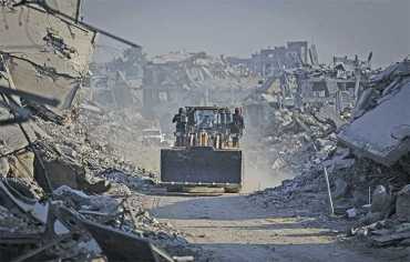 إسرائيل تواصل أعمال التدمير الواسعة شرق غزة وتقتل فلسطينيين