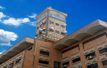 الحوثيين حوّلوا قطاع الاتصالات إلى أداة للقمع والسيطرة والإثراء