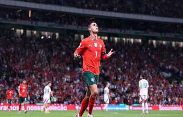 رونالدو يُنهي مسيرته الدولية مع البرتغال... تاريخ الظهور الأخير