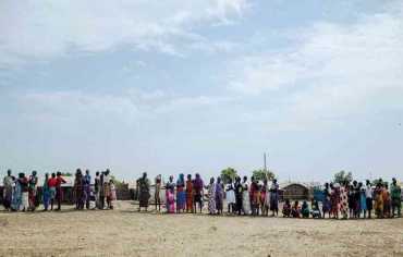 السودان: الأزمة الإنسانية تتفاقم وسط تحركات دولية ومسارح قتال متغيرة