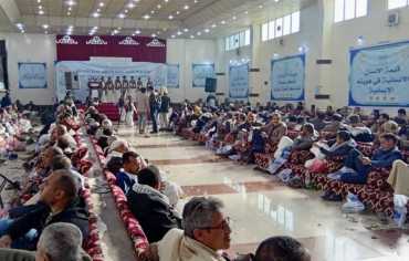 الحوثيون يرغمون السكان والموظفين على حضور فعاليات مذهبية