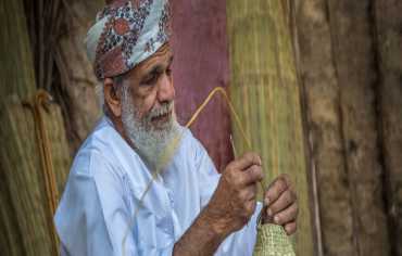 هُوية لا تندثر.. الحِرف التقليدية على خارطة التنمية الخليجية