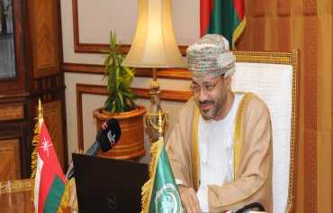 وزير خارجية عُمان يبحث مع 4 من نظرائه خفض التصعيد في المنطقة