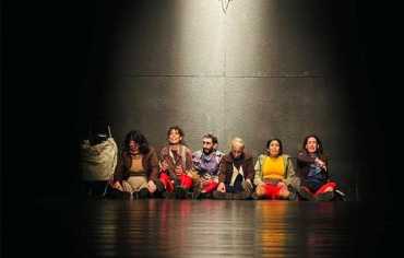 فوز “الهاربات” من تونس بجائزة مهرجان المسرح العربي