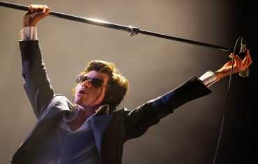 نجوم الموسيقى يتكاتفون لدعم أطفال الحروب