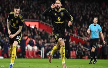 «البريميرليغ»: مان يونايتد يُسقط آرسنال في عقر داره... ويشعل المنافسة