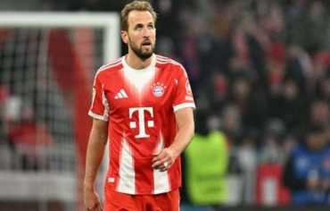 بايرن ميونخ يؤكد بدء التفاوض لتمديد عقد نجمه الإنكليزي هاري كين