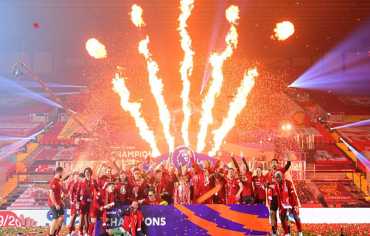 الدوري الإنكليزي الممتاز… شغف لا يُقارن ودراما لا تهدأ