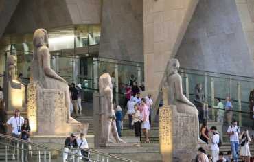 هولندا تعيد تمثالاً فرعونياً عمره 3500 عام إلى مصر