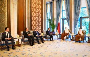 وزير الخارجية المصري يبحث مع أمير قطر خفض التصعيد بالمنطقة