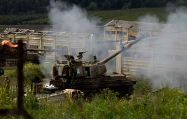 قصف إسرائيلي عنيف على بنت جبيل ونتنياهو يقتحم جنوب لبنان