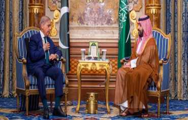 نقاشات سعودية - باكستانية تبحث الأحداث الإقليمية والعلاقات الثنائية