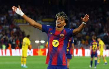 لامين يامال.. الموهبة التي جعلت من “لكرة الذهبية” حلما قريبا في سن الـ18