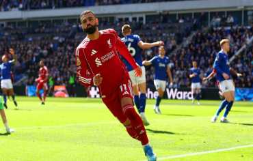 صلاح يودّع الأنفيلد وسباق مشتعل لخلافته في ليفربول