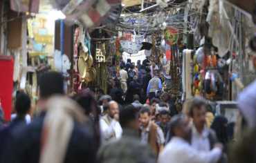 الحرب على إيران تلقي بتبعاتها على معيشة اليمنيين