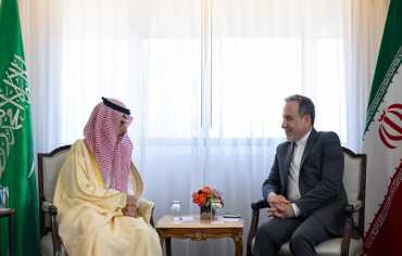 اتصال سعودي إيراني يبحث التطورات الإقليمية "ومنع التصعيد" في المنطقة
