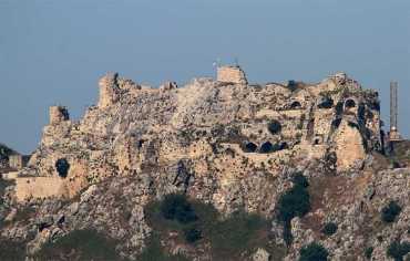 أعلام الاحتلال: الفارق بين الشقيف ومانهاتن
