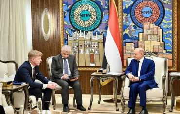 العليمي: السلام يبدأ بإستعادة مؤسسات الدولة لا بمقاسمة المليشيا 
