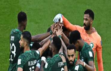 السعودية والفرصة الأخيرة.. الفوز وحده يفتح باب دور الـ32
