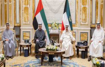 أمير الكويت ورئيس الإمارات يؤكدان أهمية وحدة الخليج