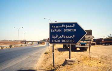 العراق يحقق في صواريخ ومسيرات مهربة إلى سوريا