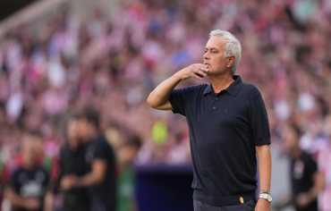 مورينيو وريال مدريد.. هل يفتح الديربي باب الإقالة؟