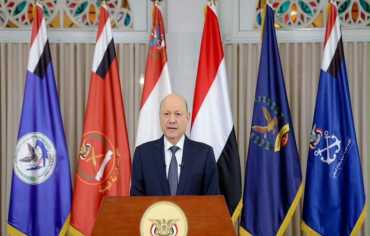 العليمي يدعو إلى التعبئة العامة والالتفاف حول القوات المسلحة 