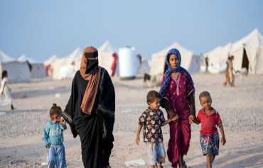 نازحو مأرب... الفرارٌ من الحرب لا يقيهم الجوع والعطش والأمراض